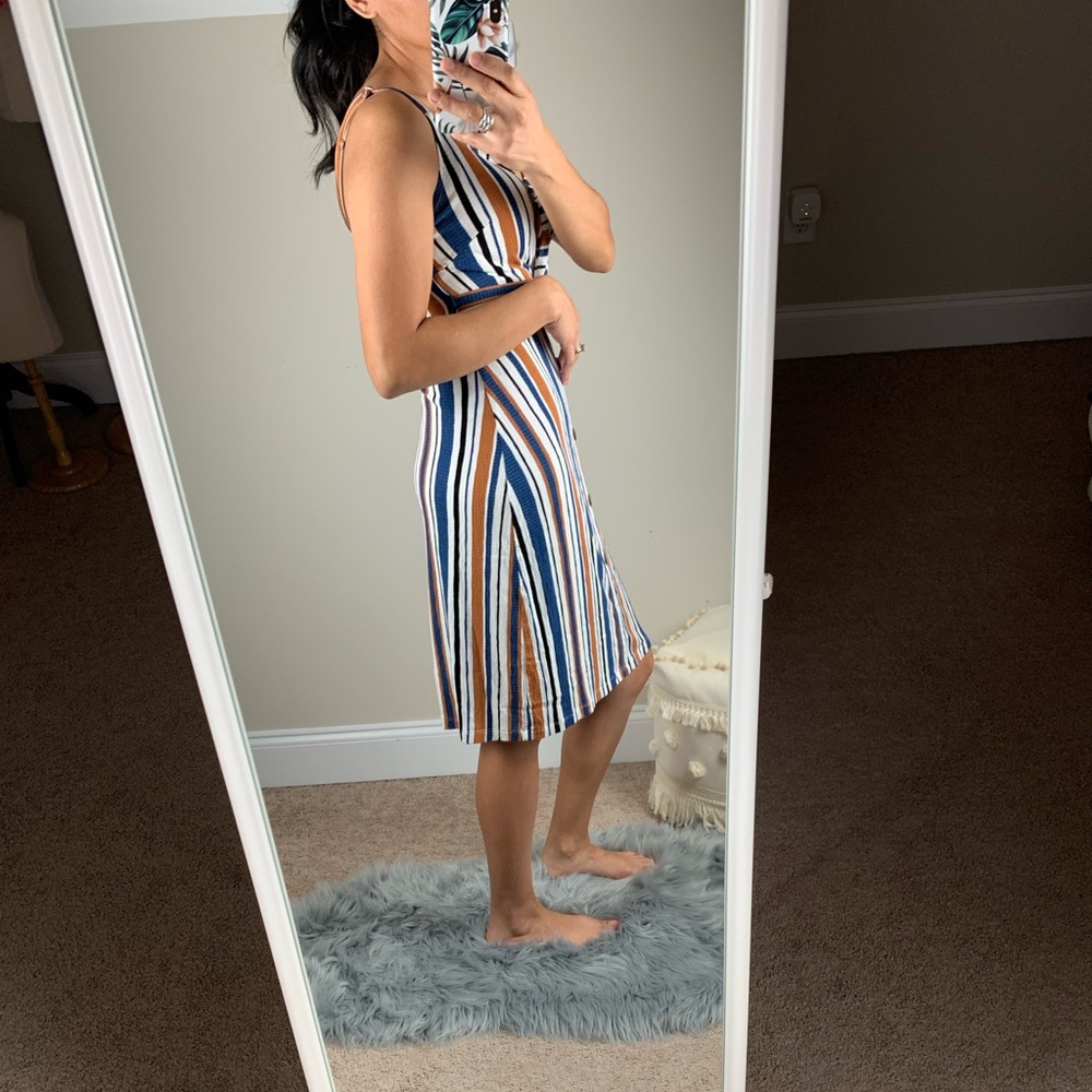 Love tree striped dress - Picture 2 of 8